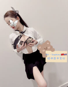 DA5F54D8-FB19-444B-9EF3-24F062151256